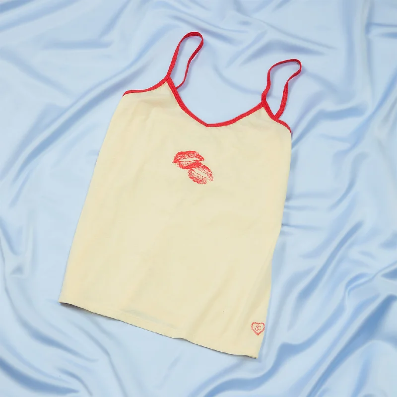 Kiss Mark Tank