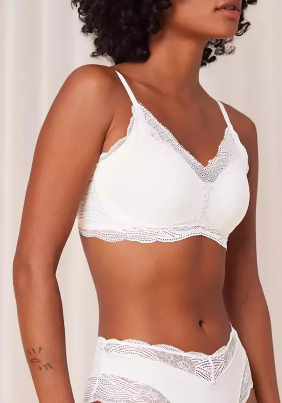 Triumph Lift Smart P Non Wired Bra, Ecru White